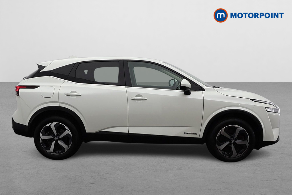 Nissan Qashqai N-Connecta Automatic Petrol-Electric Hybrid SUV - Stock Number (1602980) - Drivers side