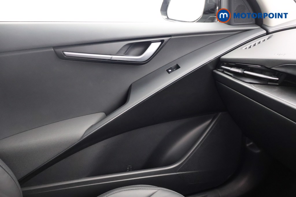 KIA Niro 3 Automatic Petrol-Electric Hybrid SUV - Stock Number (1605121) - 11th supplementary image