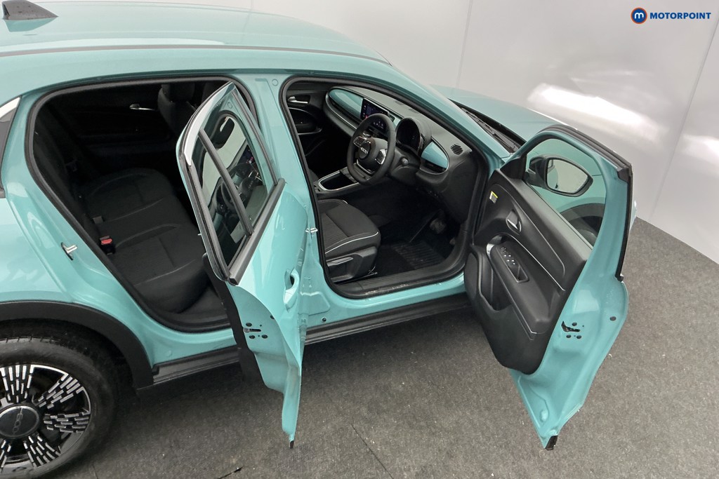 Fiat 600 1.2 Hybrid 48V 5Dr Edct-6 Automatic Petrol SUV - Stock Number (1605238) - 5th supplementary image