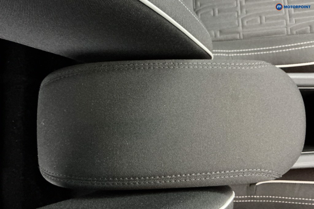 Fiat 600 1.2 Hybrid 48V 5Dr Edct-6 Automatic Petrol SUV - Stock Number (1605238) - 15th supplementary image