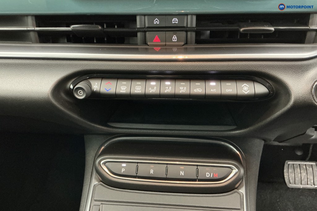 Fiat 600 1.2 Hybrid 48V 5Dr Edct-6 Automatic Petrol SUV - Stock Number (1605238) - 19th supplementary image