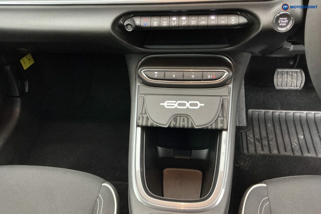 Fiat 600 1.2 Hybrid 48V 5Dr Edct-6 Automatic Petrol SUV - Stock Number (1605238) - 21st supplementary image