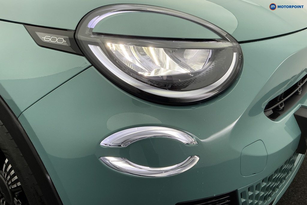 Fiat 600 1.2 Hybrid 48V 5Dr Edct-6 Automatic Petrol SUV - Stock Number (1605238) - 33rd supplementary image