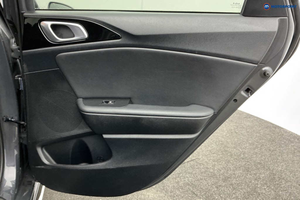 KIA Ceed Gt-Line Manual Petrol Hatchback - Stock Number (1605617) - 25th supplementary image