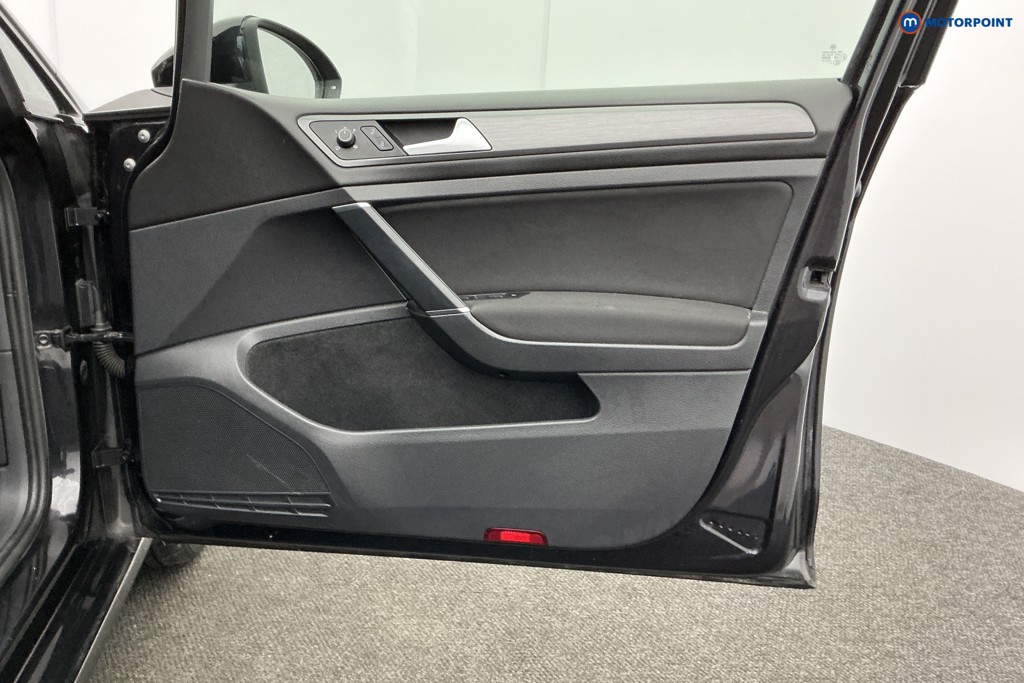 Volkswagen Golf Match Edition Automatic Petrol Hatchback - Stock Number (1605883) - 27th supplementary image