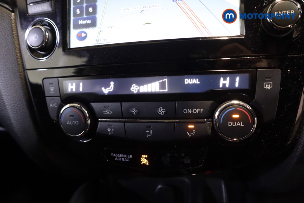 Nissan Qashqai Acenta Premium Manual Petrol SUV - Stock Number (1605987) - 5th supplementary image
