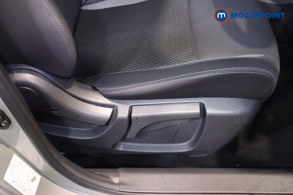 Nissan Qashqai Acenta Premium Manual Petrol SUV - Stock Number (1605987) - 16th supplementary image