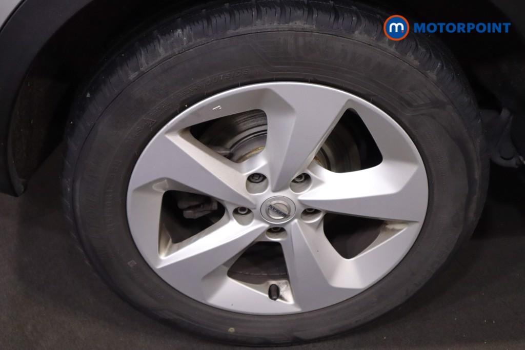Nissan Qashqai Acenta Premium Manual Petrol SUV - Stock Number (1605987) - 21st supplementary image