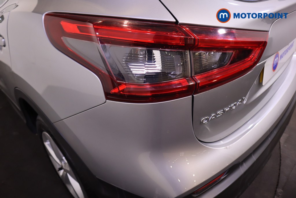 Nissan Qashqai Acenta Premium Manual Petrol SUV - Stock Number (1605987) - 28th supplementary image