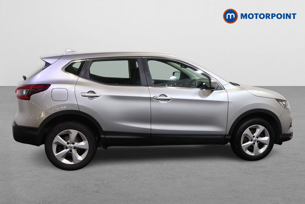Nissan Qashqai Acenta Premium Manual Petrol SUV - Stock Number (1605987) - Drivers side
