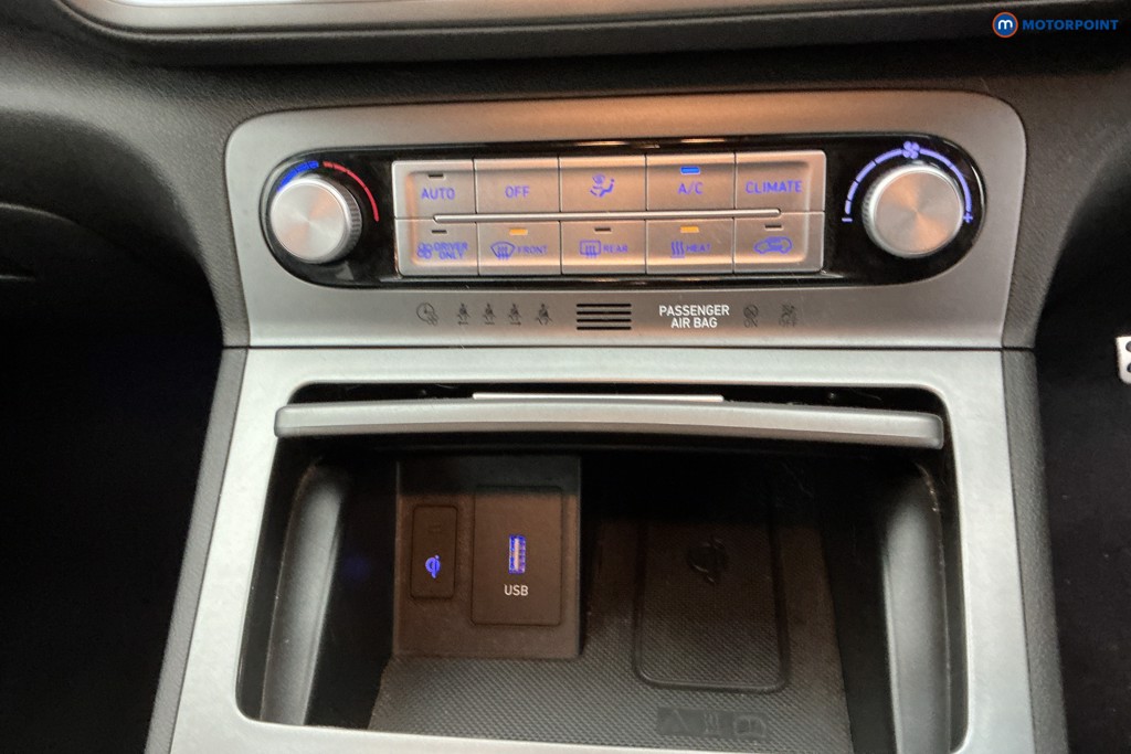 Hyundai Kona Premium Automatic Electric SUV - Stock Number (1606547) - 19th supplementary image