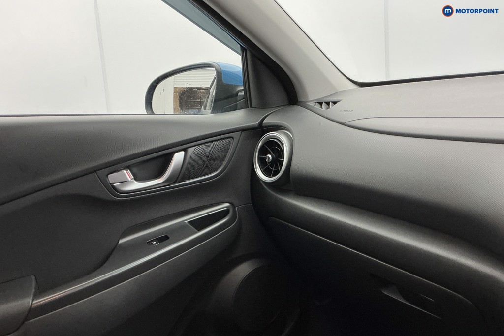 Hyundai Kona Premium Automatic Electric SUV - Stock Number (1606547) - 21st supplementary image