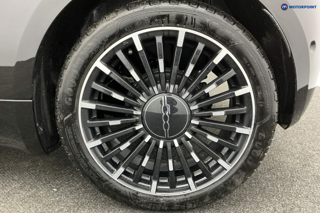 Fiat 500 87Kw 42Kwh 3Dr Auto Automatic Electric Hatchback - Stock Number (1606802) - 31st supplementary image