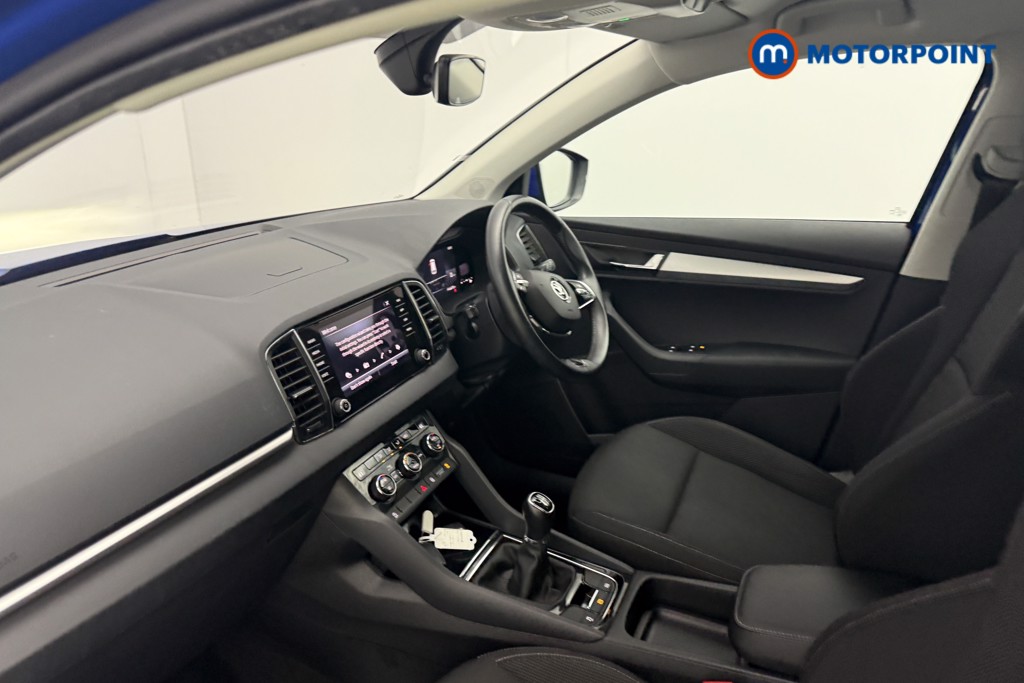 Skoda Karoq Se Drive Manual Petrol SUV - Stock Number (1607126) - 2nd supplementary image
