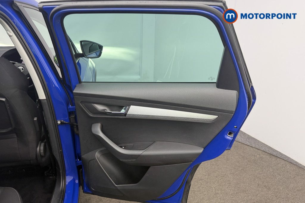 Skoda Karoq Se Drive Manual Petrol SUV - Stock Number (1607126) - 14th supplementary image