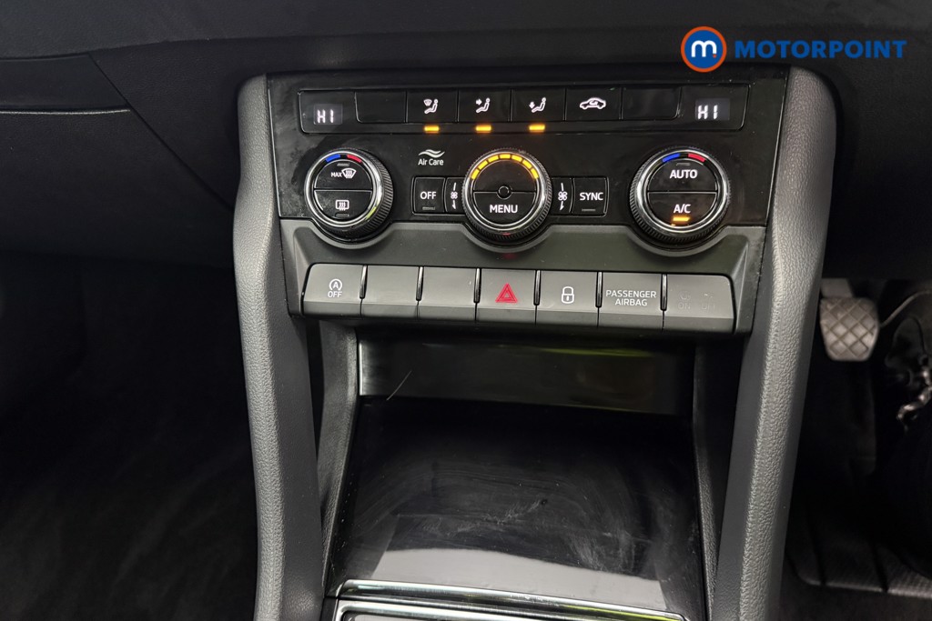Skoda Karoq Se Drive Manual Petrol SUV - Stock Number (1607126) - 23rd supplementary image