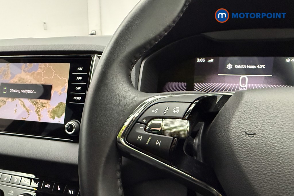 Skoda Karoq Se L Manual Petrol SUV - Stock Number (1607127) - 7th supplementary image