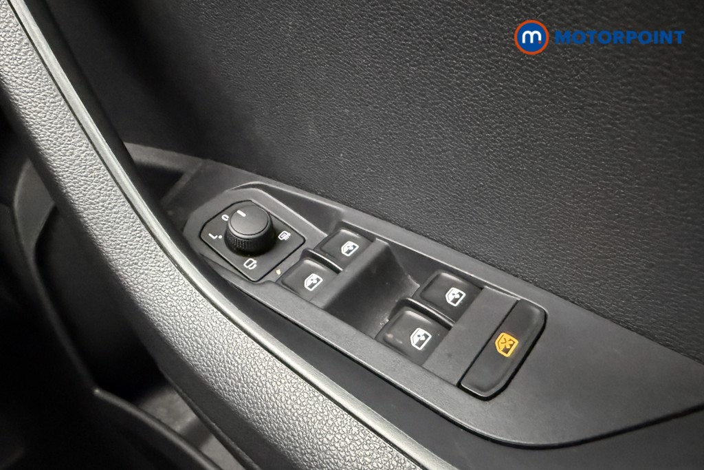 Skoda Karoq Se L Manual Petrol SUV - Stock Number (1607127) - 16th supplementary image