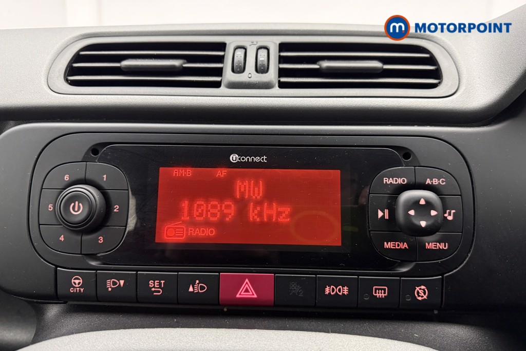 Fiat Panda Lounge Manual Petrol Hatchback - Stock Number (1607358) - 2nd supplementary image