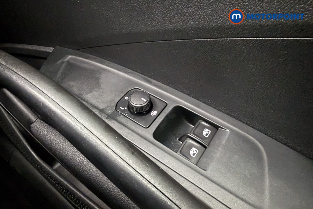 Skoda Fabia Se Comfort Manual Petrol Hatchback - Stock Number (1608398) - 16th supplementary image