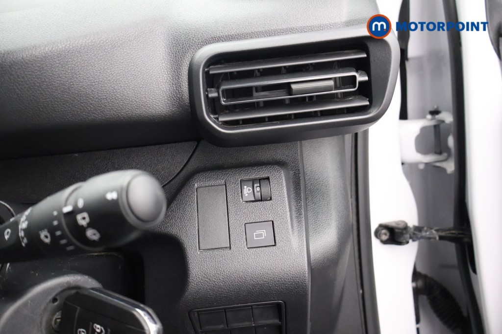Peugeot Partner Professional Manual Diesel Panel Van - Stock Number (1608801) - 7th supplementary image