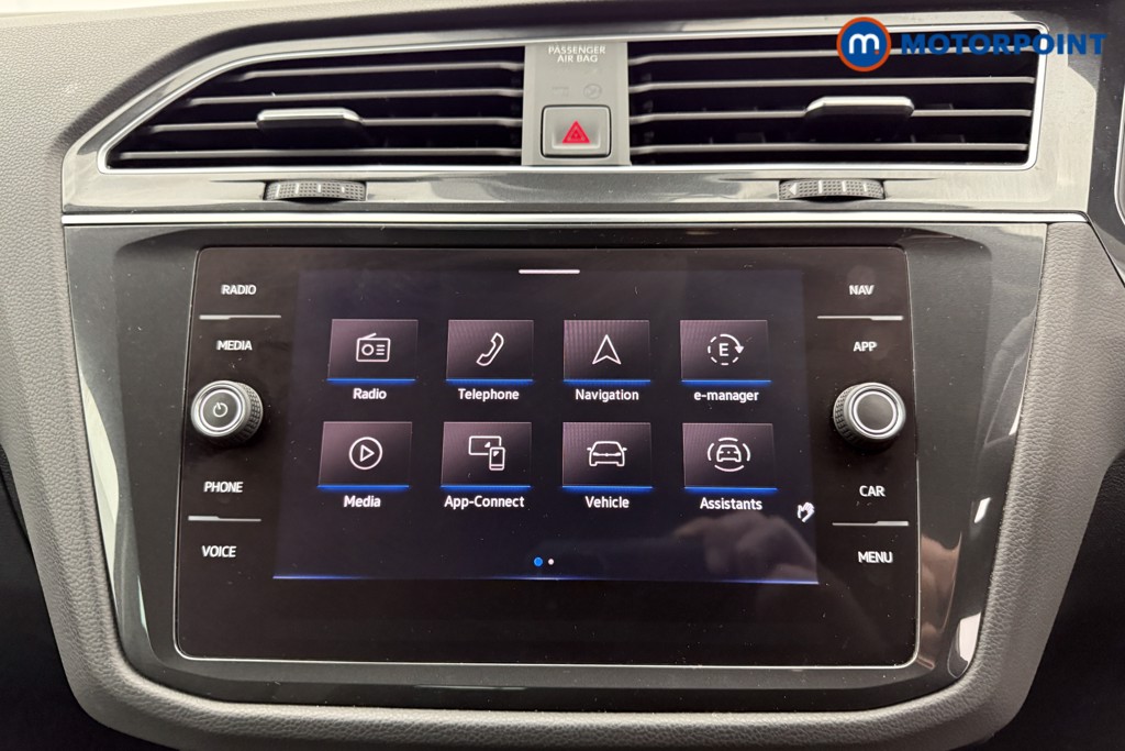 Volkswagen Tiguan Life Automatic Petrol Plug-In Hybrid SUV - Stock Number (1609256) - 11th supplementary image