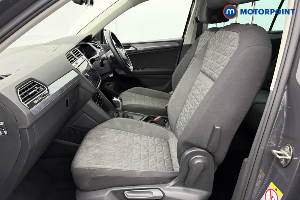 Volkswagen Tiguan Life Automatic Petrol Plug-In Hybrid SUV - Stock Number (1609256) - 23rd supplementary image