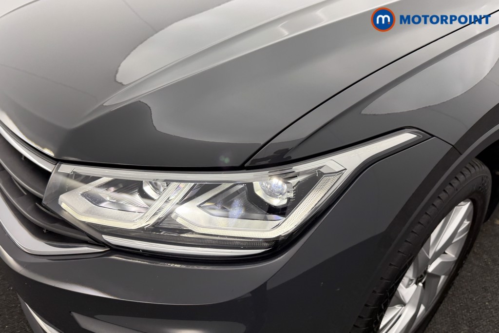 Volkswagen Tiguan Life Automatic Petrol Plug-In Hybrid SUV - Stock Number (1609256) - 28th supplementary image