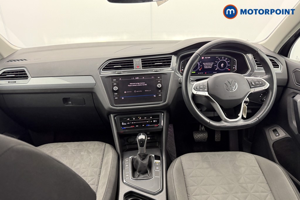 Volkswagen Tiguan Life Automatic Petrol Plug-In Hybrid SUV - Stock Number (1609256) - 1st supplementary image