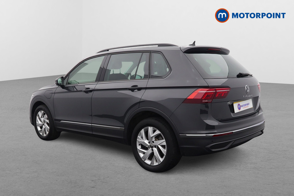 Volkswagen Tiguan Life Automatic Petrol Plug-In Hybrid SUV - Stock Number (1609256) - Passenger side rear corner