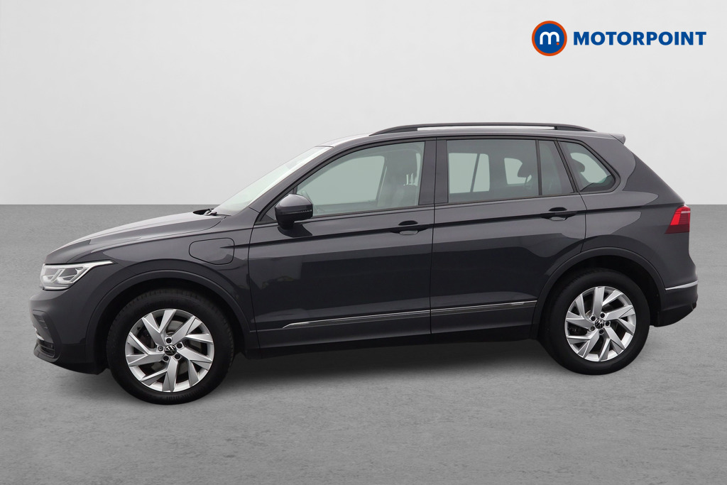 Volkswagen Tiguan Life Automatic Petrol Plug-In Hybrid SUV - Stock Number (1609256) - Passenger side