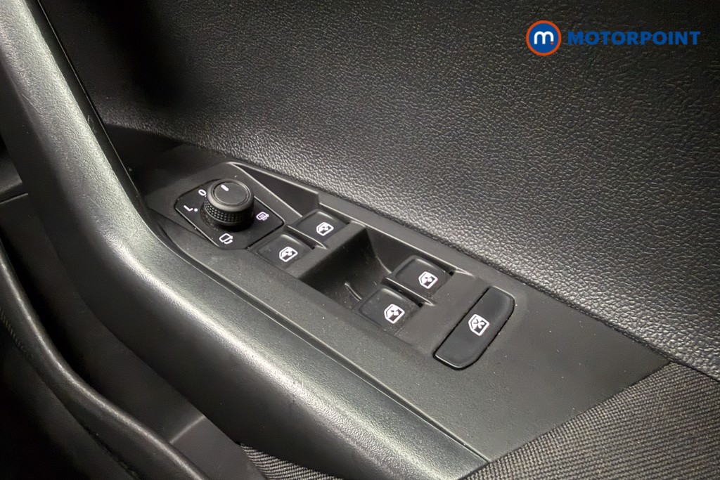 Volkswagen Polo Life Manual Petrol Hatchback - Stock Number (1609531) - 16th supplementary image