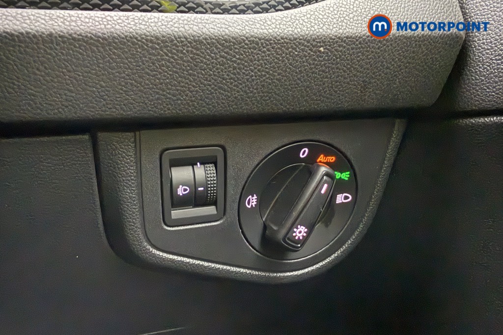 Volkswagen Polo Life Manual Petrol Hatchback - Stock Number (1609531) - 17th supplementary image