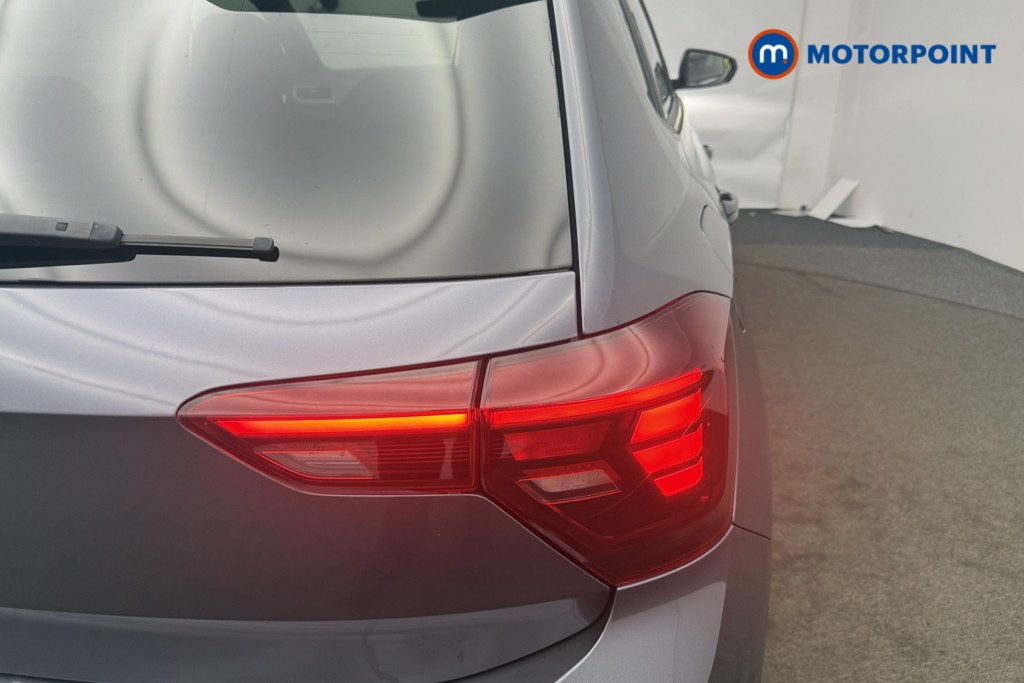 Volkswagen Polo R-Line Manual Petrol Hatchback - Stock Number (1609532) - 10th supplementary image