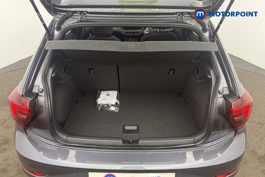 Volkswagen Polo R-Line Manual Petrol Hatchback - Stock Number (1609532) - 12th supplementary image