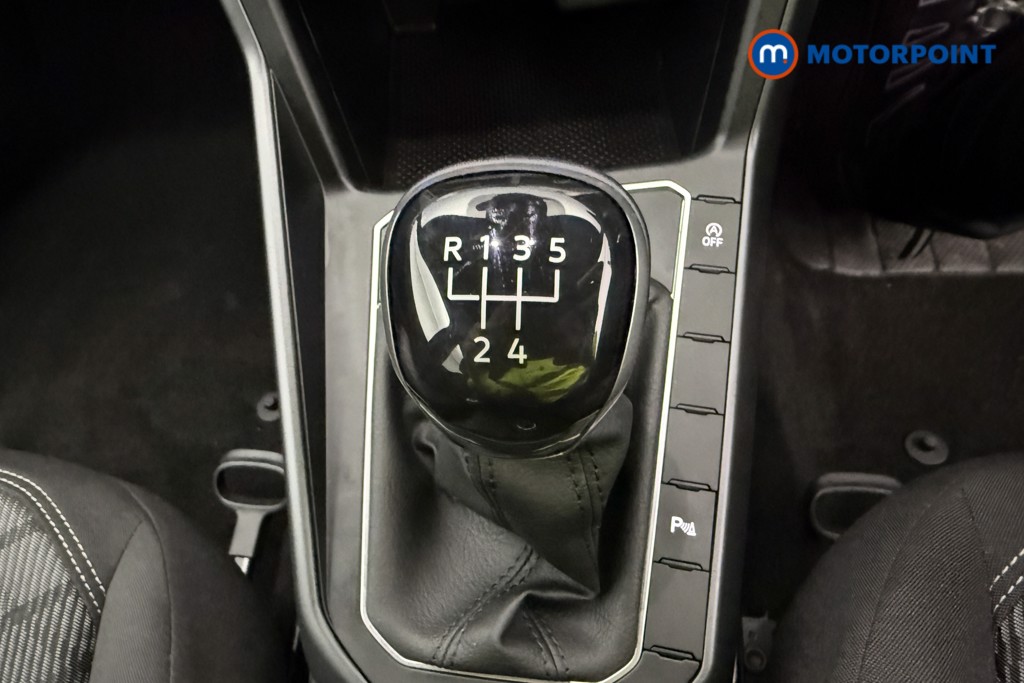 Volkswagen Polo R-Line Manual Petrol Hatchback - Stock Number (1609532) - 22nd supplementary image