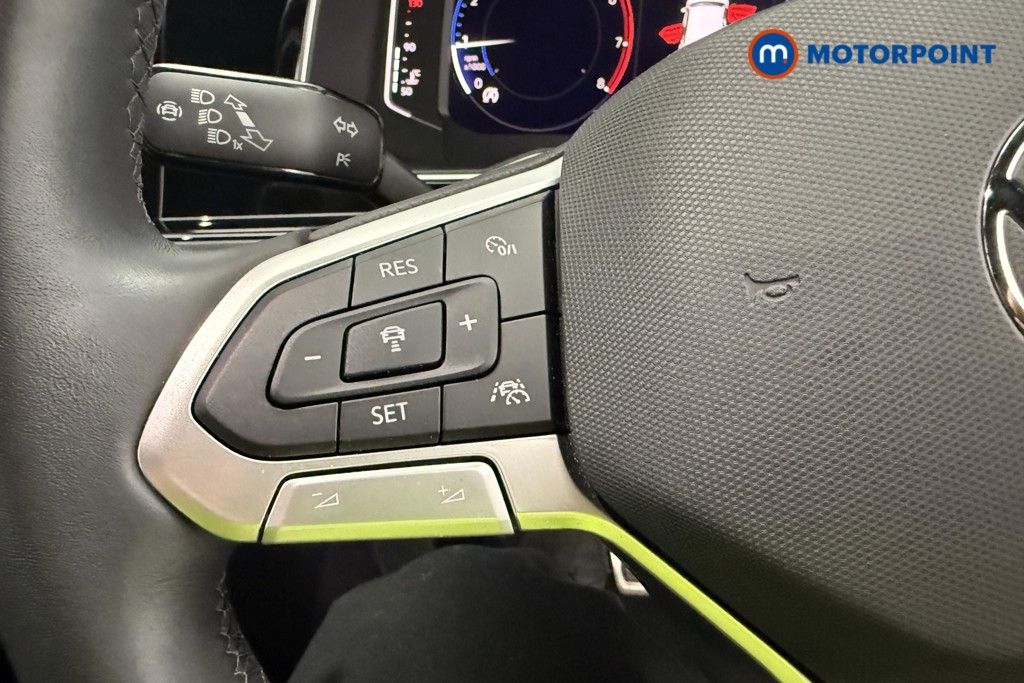 Volkswagen Polo R-Line Manual Petrol Hatchback - Stock Number (1609532) - 30th supplementary image