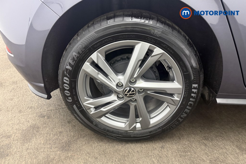 Volkswagen Polo R-Line Manual Petrol Hatchback - Stock Number (1609532) - 36th supplementary image