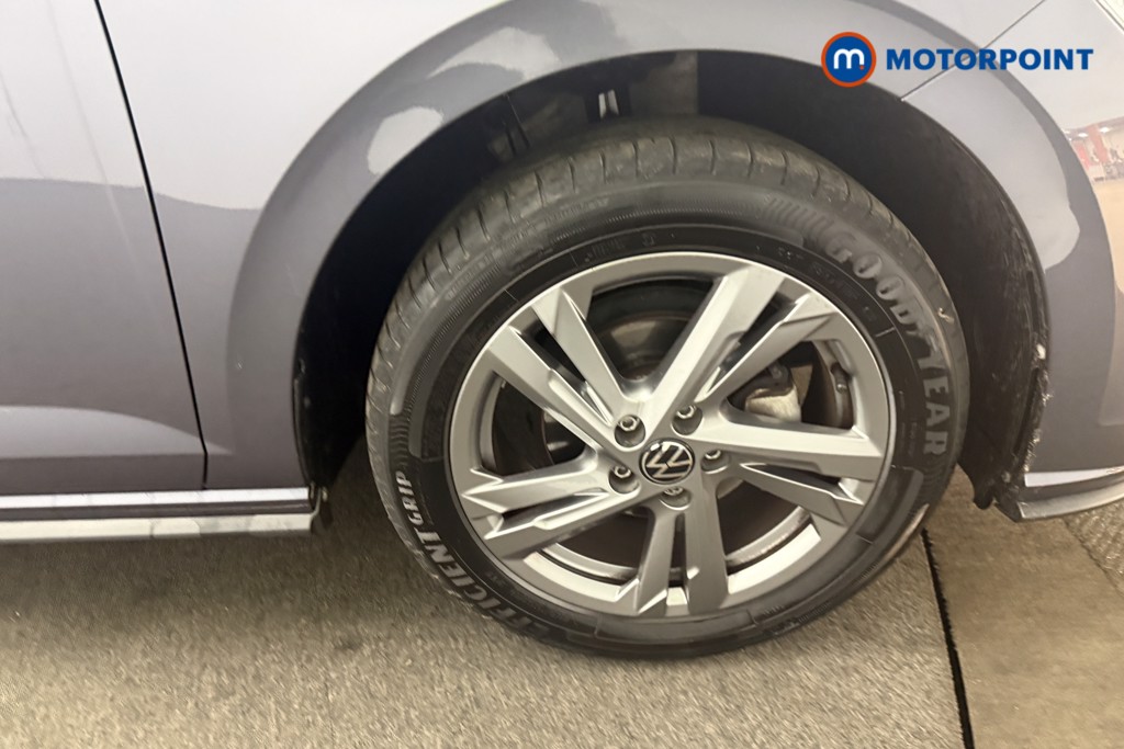 Volkswagen Polo R-Line Manual Petrol Hatchback - Stock Number (1609532) - 37th supplementary image