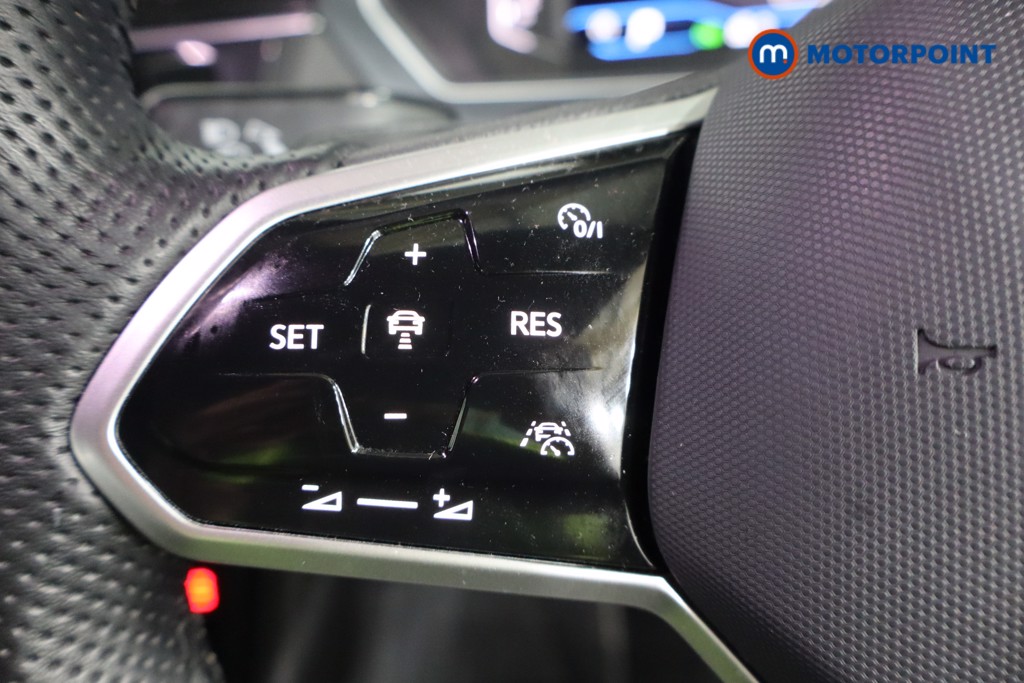Volkswagen Tiguan R-Line Edition Automatic Diesel SUV - Stock Number (1609721) - 12th supplementary image