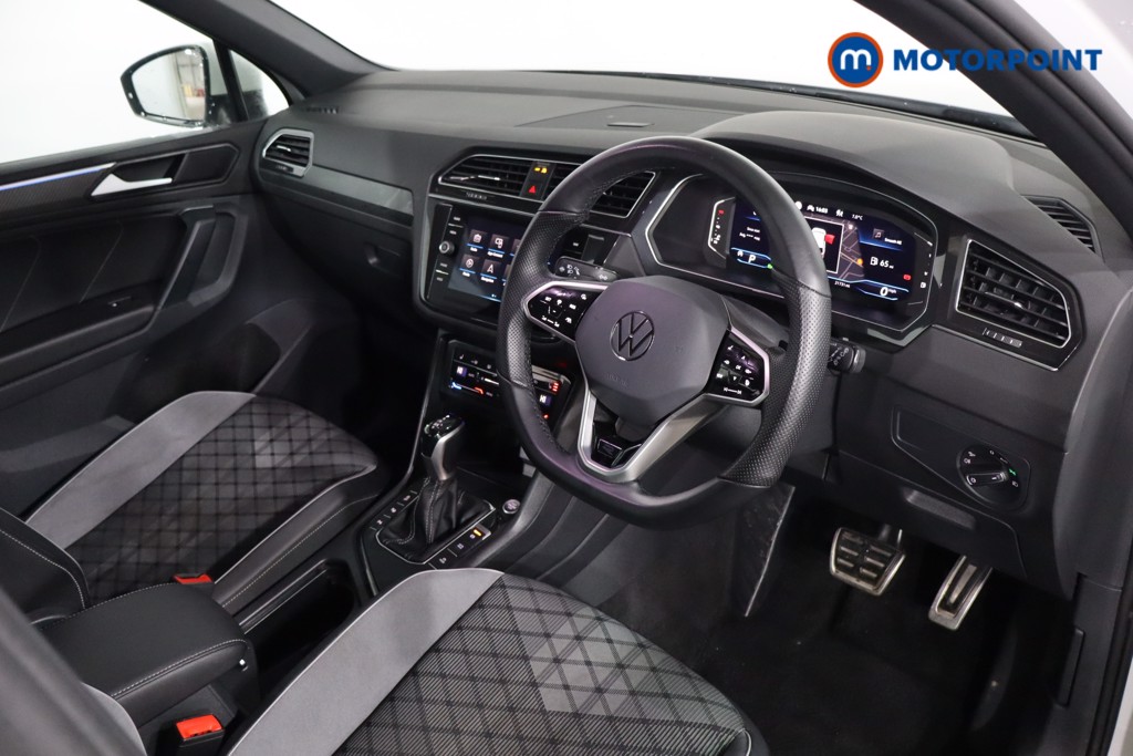 Volkswagen Tiguan R-Line Edition Automatic Diesel SUV - Stock Number (1609721) - 1st supplementary image