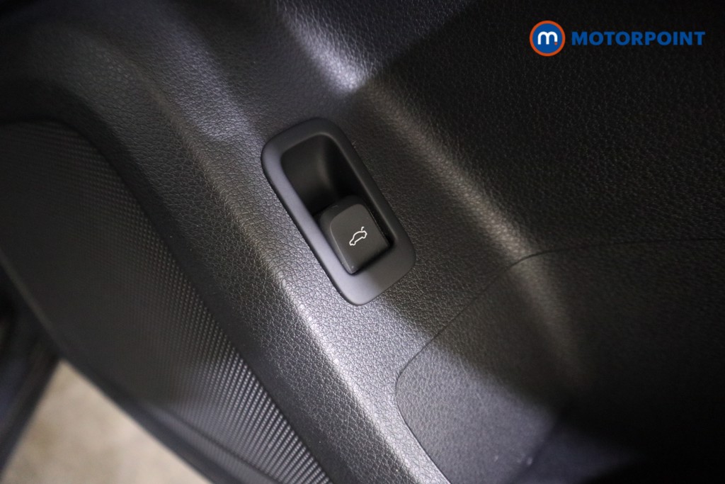 Audi Q2 S Line Automatic Diesel SUV - Stock Number (1609852) - 15th supplementary image