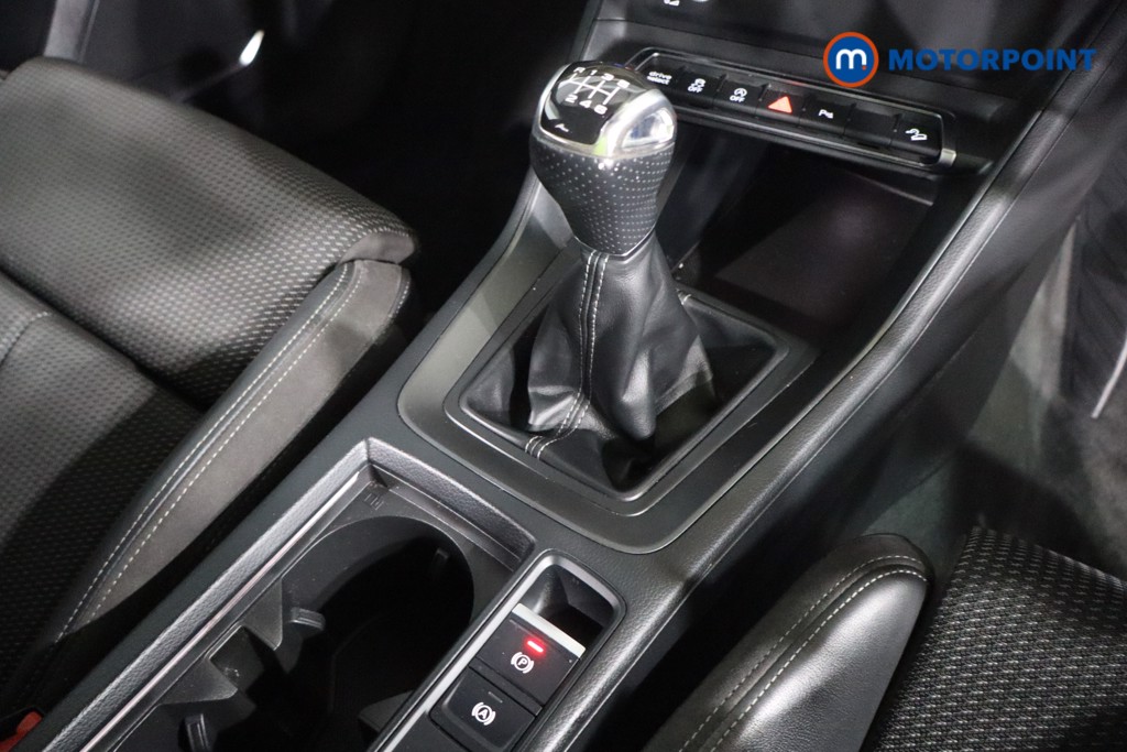 Audi Q3 S Line Manual Petrol SUV - Stock Number (1610018) - 10th supplementary image