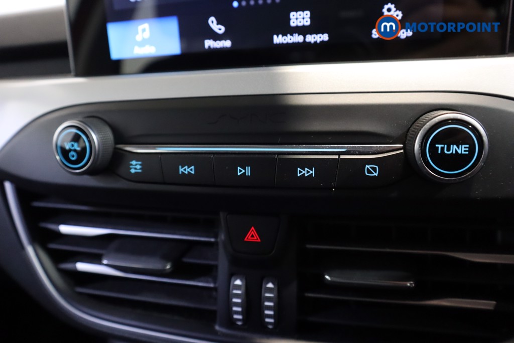 Ford Focus Zetec Manual Petrol Hatchback - Stock Number (1610351) - 5th supplementary image