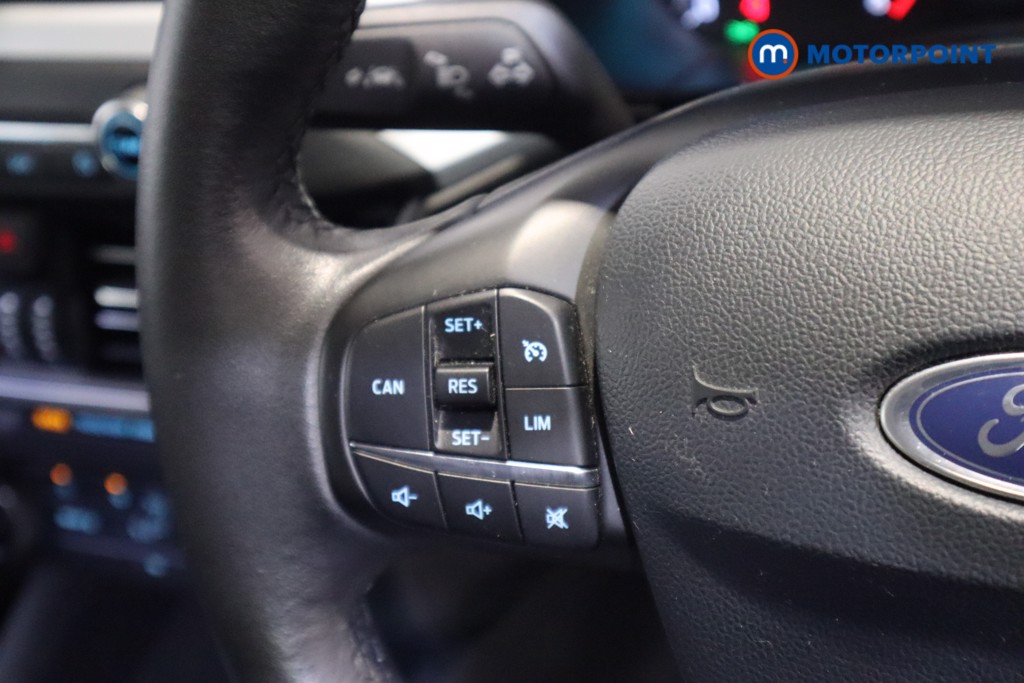 Ford Focus Zetec Manual Petrol Hatchback - Stock Number (1610351) - 16th supplementary image