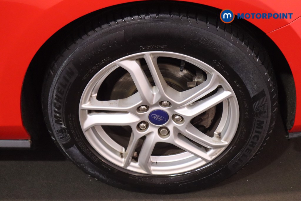 Ford Focus Zetec Manual Petrol Hatchback - Stock Number (1610351) - 25th supplementary image