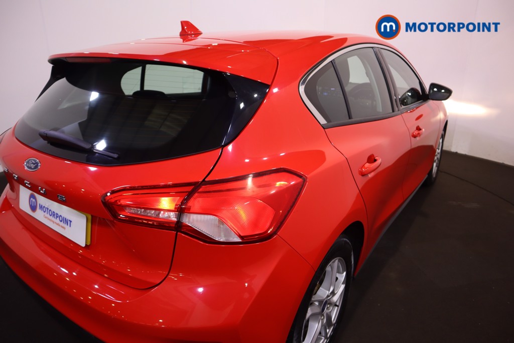 Ford Focus Zetec Manual Petrol Hatchback - Stock Number (1610351) - 28th supplementary image