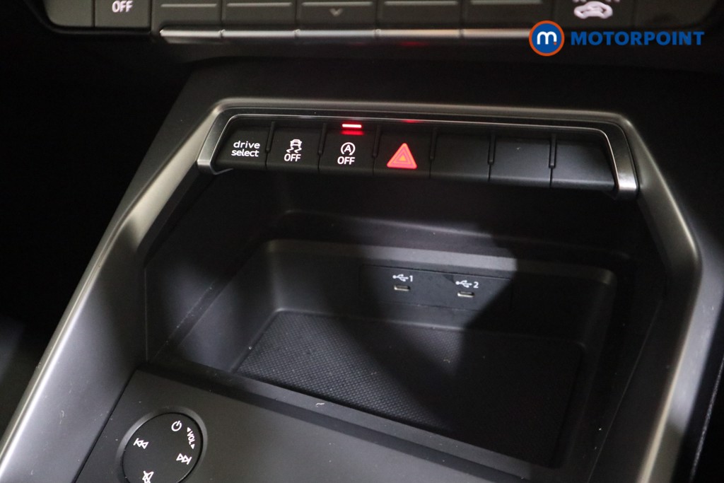 Audi A3 S Line Manual Petrol Hatchback - Stock Number (1610365) - 9th supplementary image