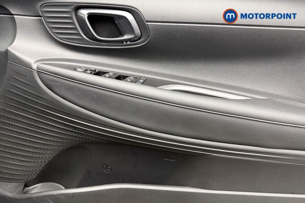 Hyundai I20 Premium Manual Petrol Hatchback - Stock Number (1610679) - 18th supplementary image