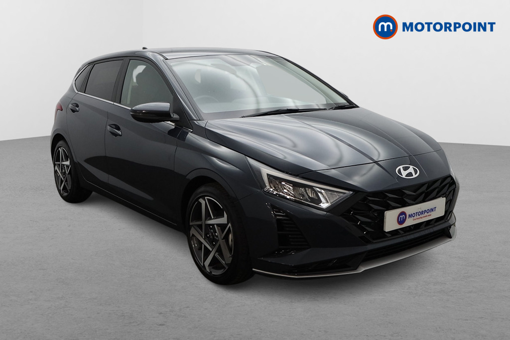 Hyundai I20 Premium Manual Petrol Hatchback - Stock Number (1610679) - Drivers side front corner